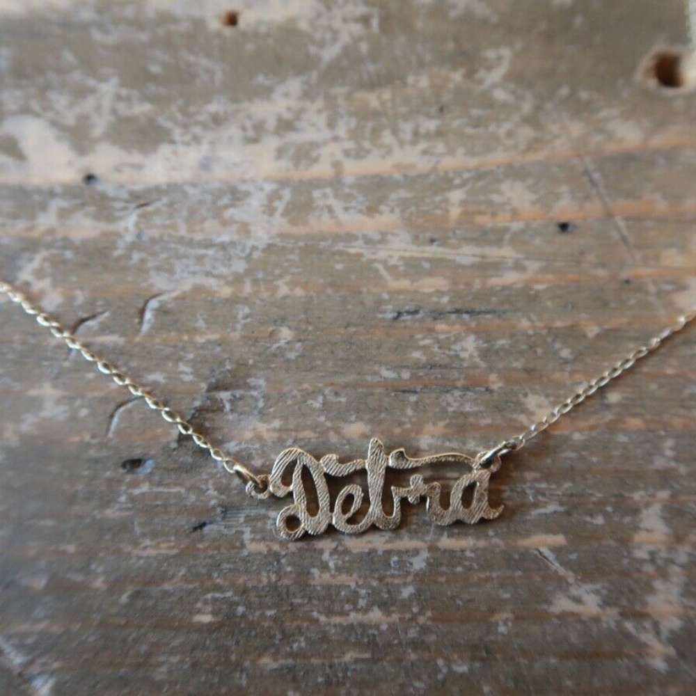 14k Yellow Gold DEBRA Name Necklace 14.25"